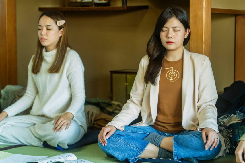 อาจารย์เบลล่า Reiki Master สายญี่ปุ่นดั้งเดิม ผู้ได้รับการถ่ายทอดจาก Hiroshi Doi Sensei
