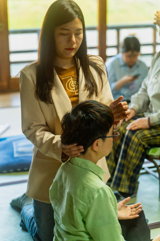พิธี Attunement เรกิ การเปิดช่องทางพลังงาน Reiki Attunement ceremony