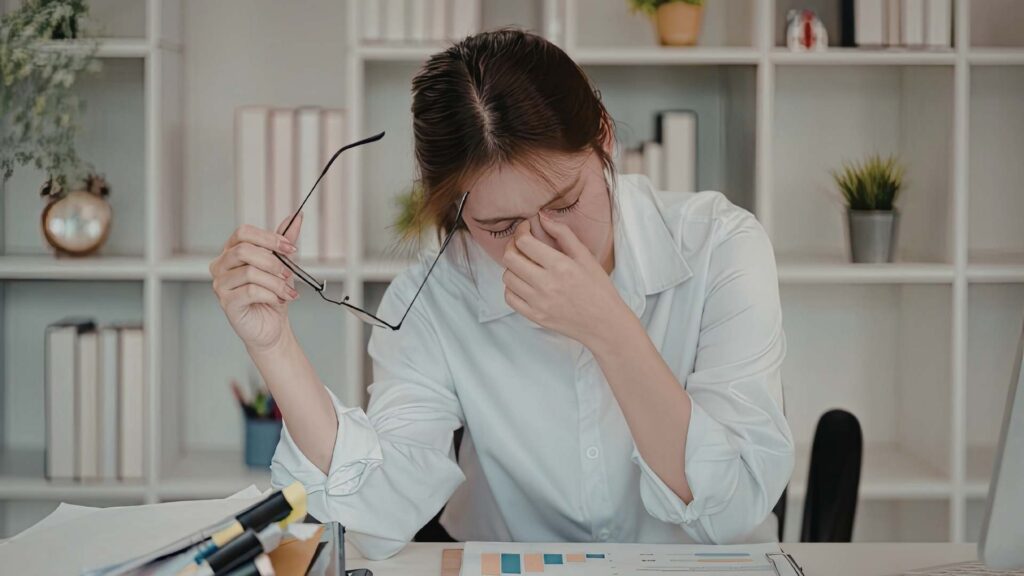พลังงานติดขัด Reiki สัญญาณที่ 1 เหนื่อยไม่มีสาเหตุ